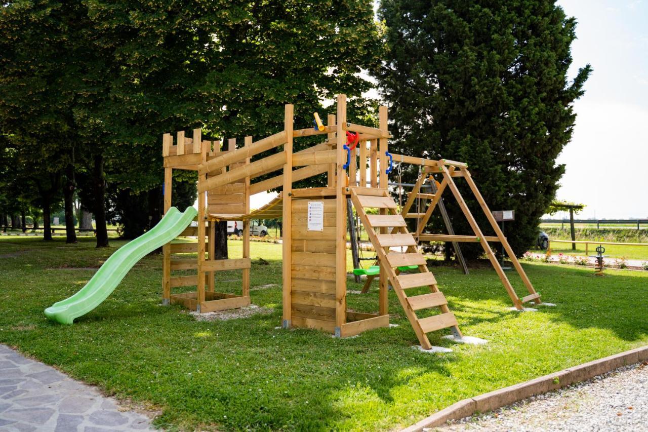 Agriturismo Isola Augusta Palazzolo dello Stella Eksteriør bilde