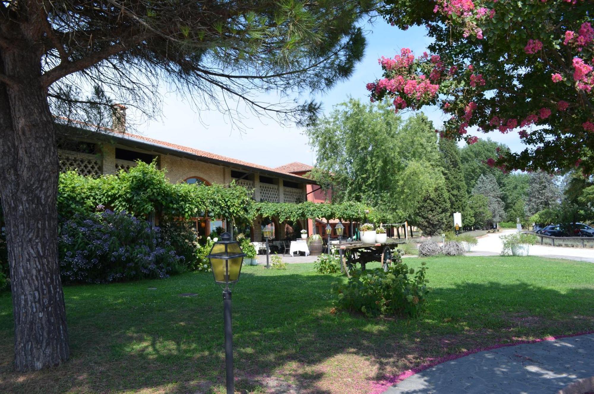 Agriturismo Isola Augusta Palazzolo dello Stella Eksteriør bilde