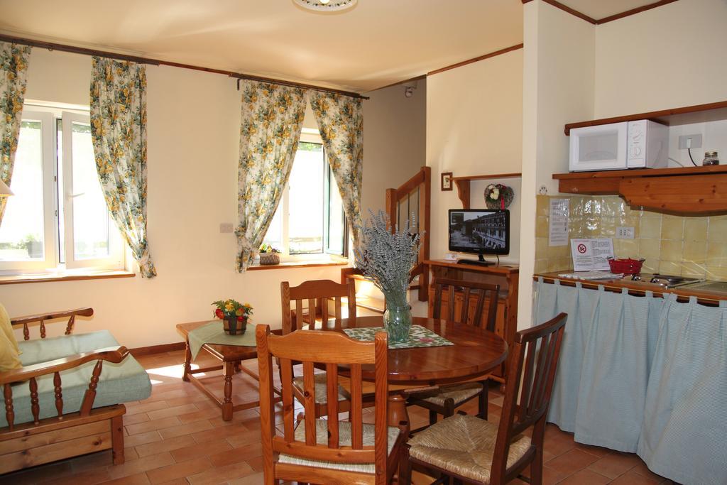 Agriturismo Isola Augusta Palazzolo dello Stella Eksteriør bilde